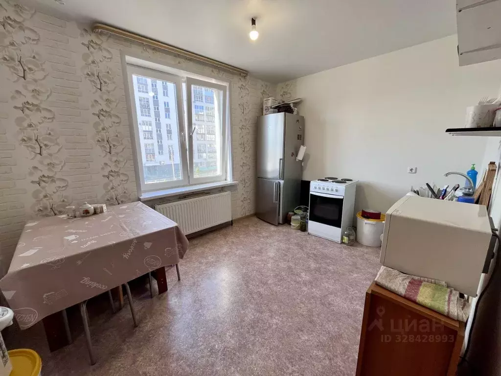 3-к кв. Башкортостан, Уфа ул. Просвещения, 7 (73.8 м) - Фото 1