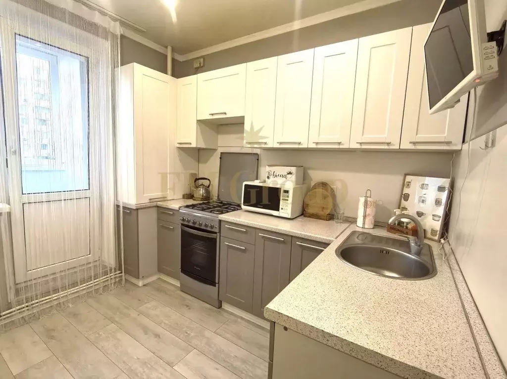 2-к кв. Белгородская область, Белгород ул. Есенина, 48 (51.1 м) - Фото 2