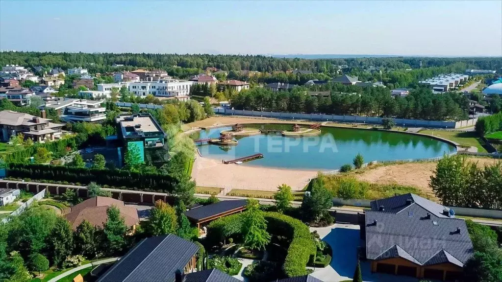 Участок в Московская область, Красногорск городской округ, д. ... - Фото 2