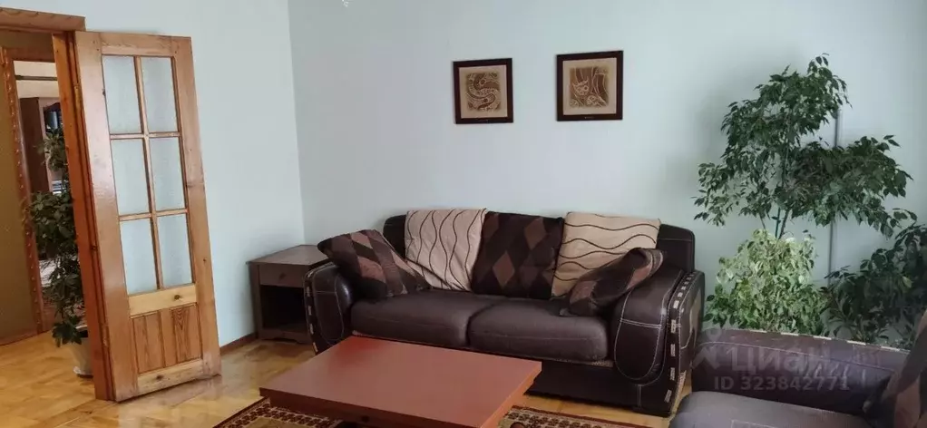 3-к кв. Коми, Сыктывкар Октябрьский просп., 152 (76.3 м) - Фото 2