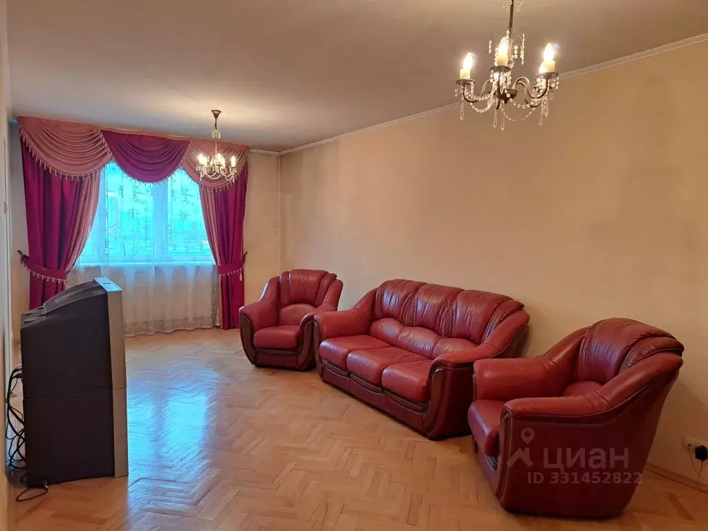 4-к кв. Москва Пятницкое ш., 16К1 (91.0 м) - Фото 1