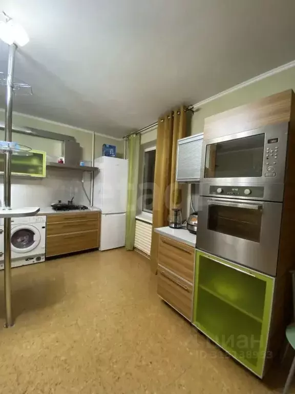 3-к кв. Коми, Усинск Молодежная ул., 17 (68.0 м) - Фото 1