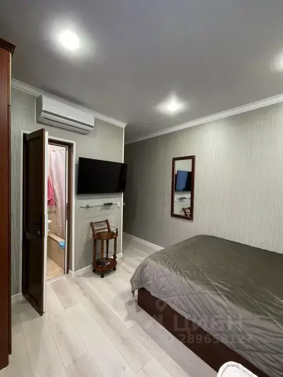 Комната Краснодарский край, Сочи Центральный мкр, ул. Комсомольская - Фото 2