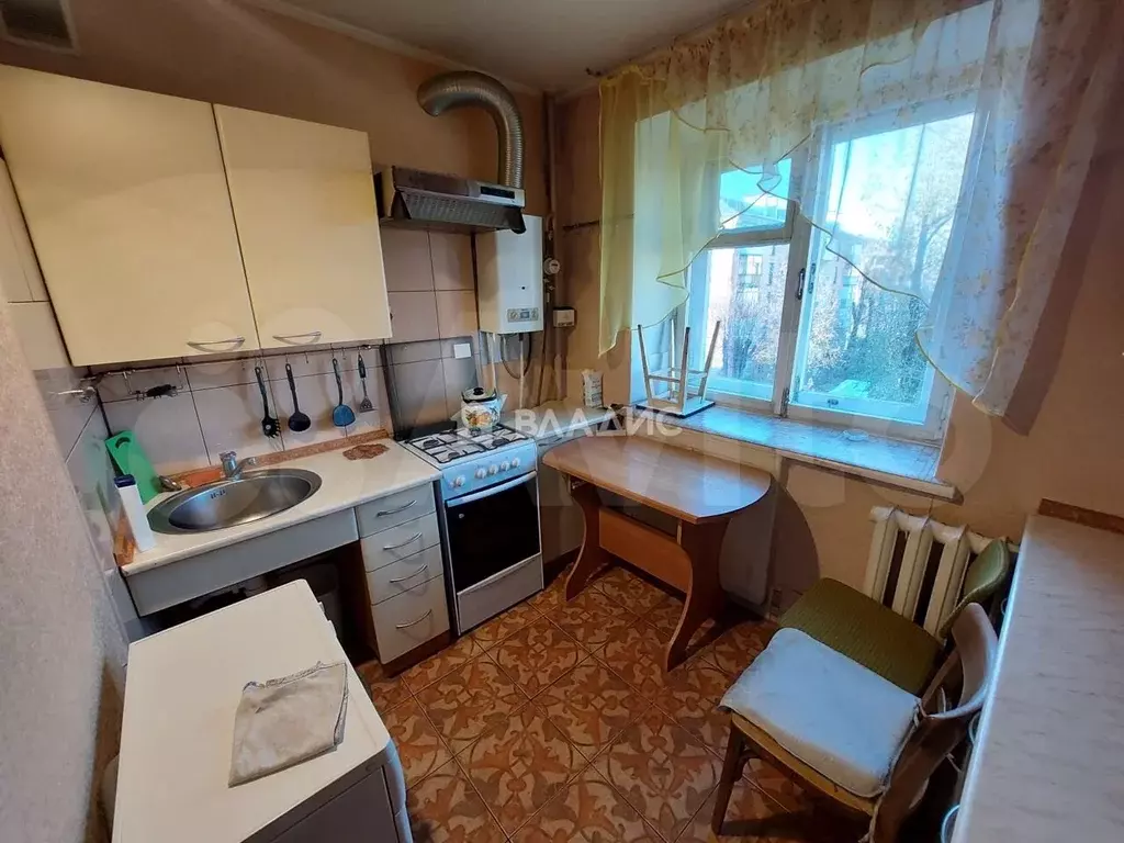 3-к. квартира, 60м, 3/5эт. - Фото 0