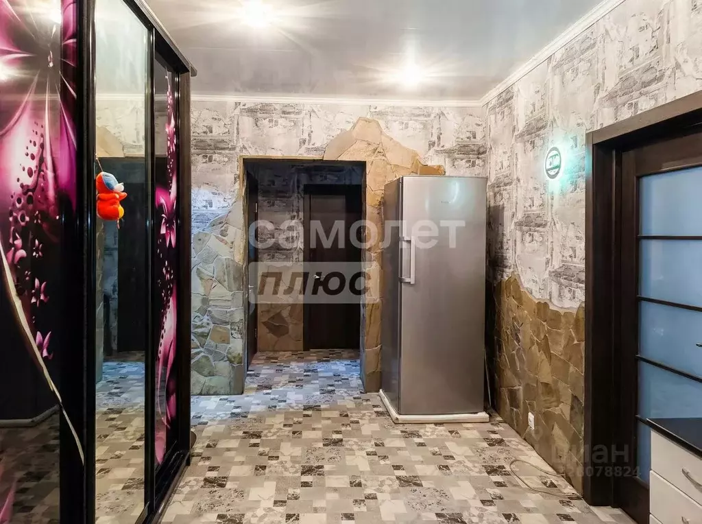 3-к кв. Челябинская область, Челябинск Туруханская ул., 39 (88.2 м) - Фото 1