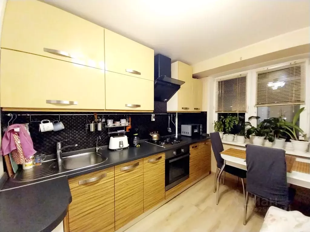 1-к кв. Чувашия, Новочебоксарск ул. Строителей, 5к1 (39.1 м) - Фото 1