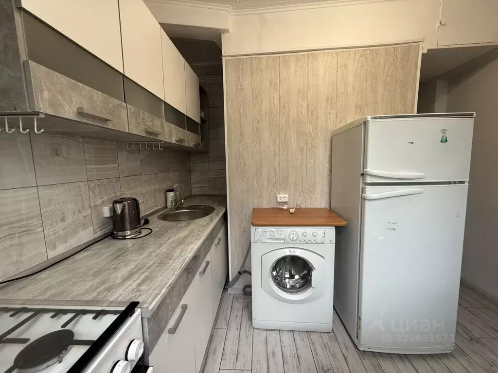 1-к кв. Московская область, Химки ул. Строителей, 10 (33.0 м) - Фото 2