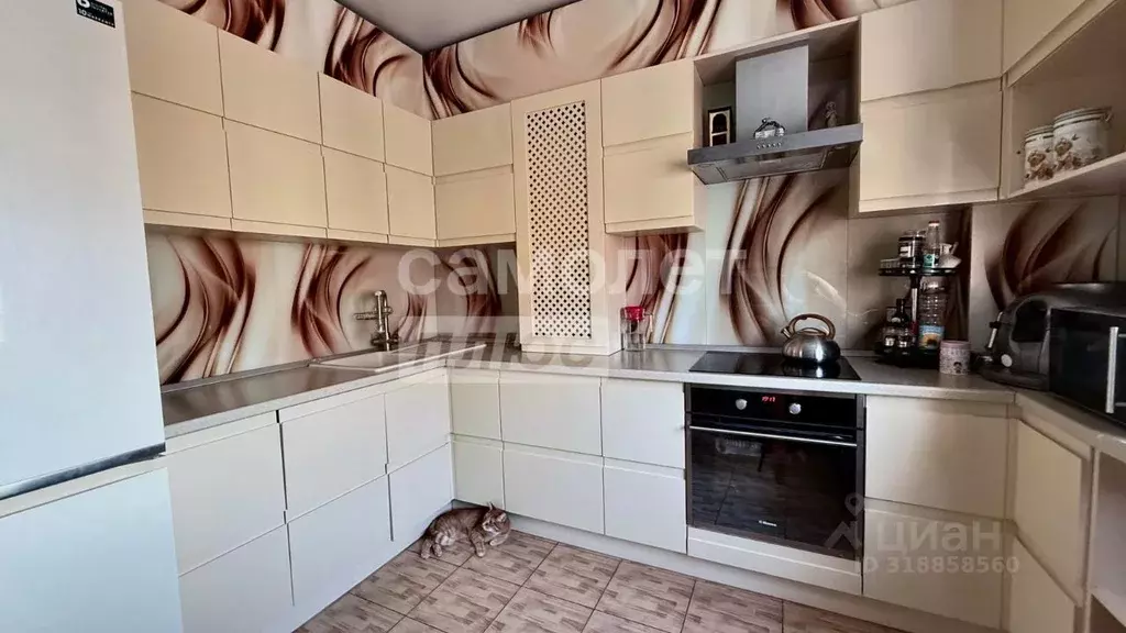3-к кв. Астраханская область, Астрахань ул. Савушкина, 6к7 (58.9 м) - Фото 0
