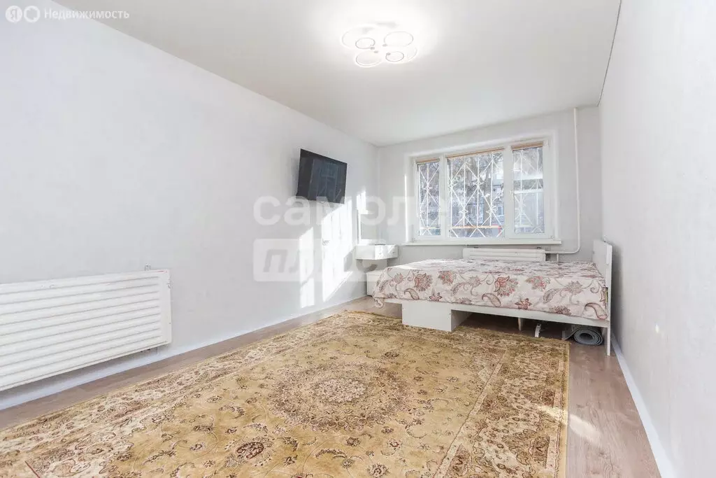 1-комнатная квартира: Уфа, улица Джалиля Киекбаева, 13 (30 м) - Фото 1