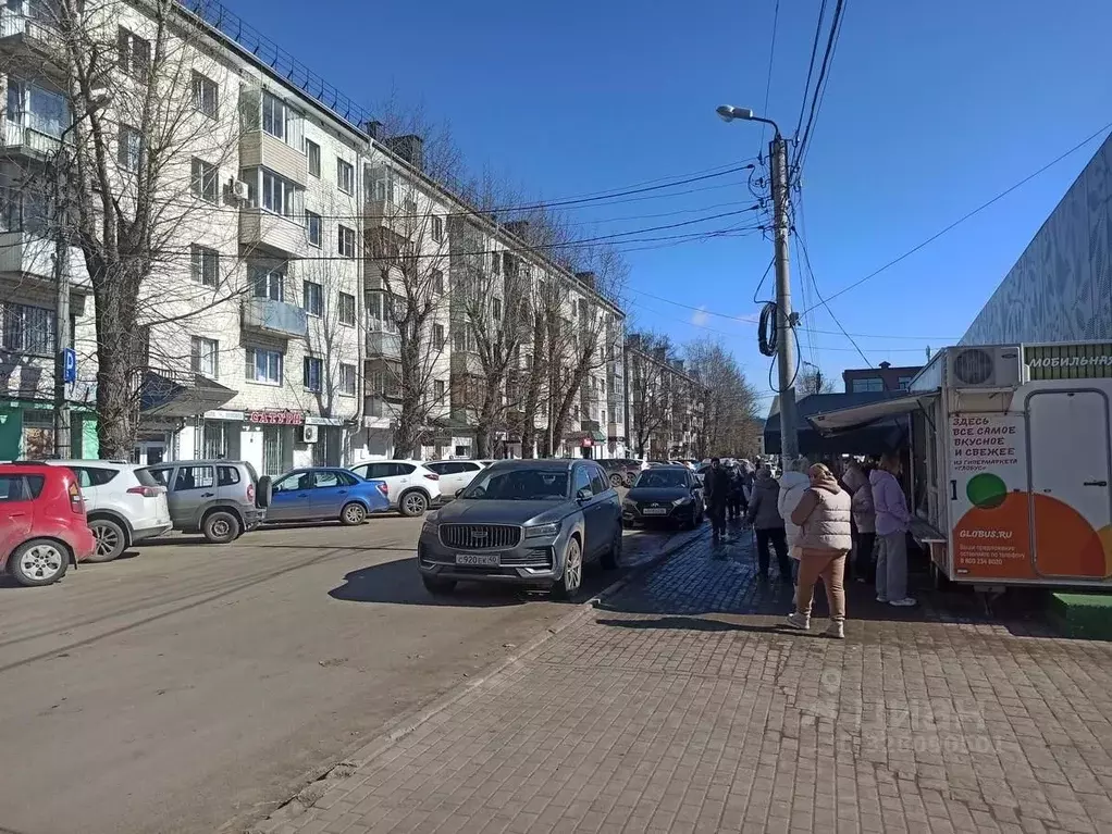 Торговая площадь в Калужская область, Калуга ул. Дзержинского, 15 (44 ... - Фото 1