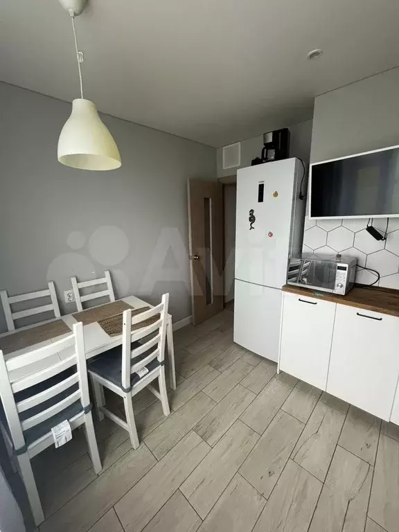 2-к. квартира, 52 м, 9/10 эт. - Фото 1