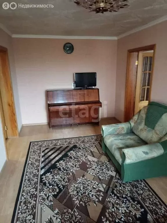 2-комнатная квартира: Бийск, Советская улица, 52 (55 м) - Фото 0