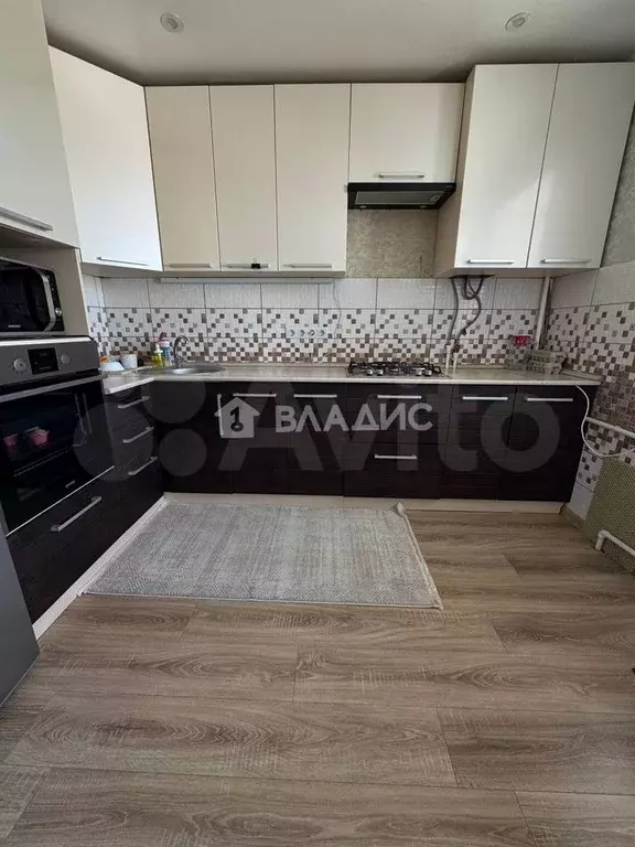 3-к. квартира, 60,5 м, 5/5 эт. - Фото 1