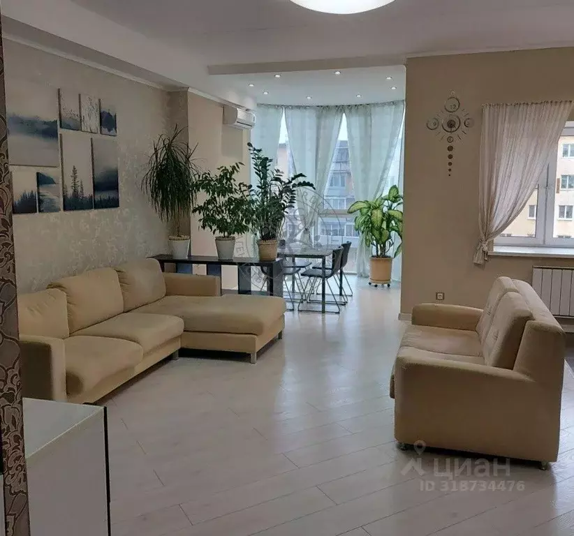3-к кв. Свердловская область, Екатеринбург ул. Анри Барбюса, 6 (88.5 ... - Фото 0