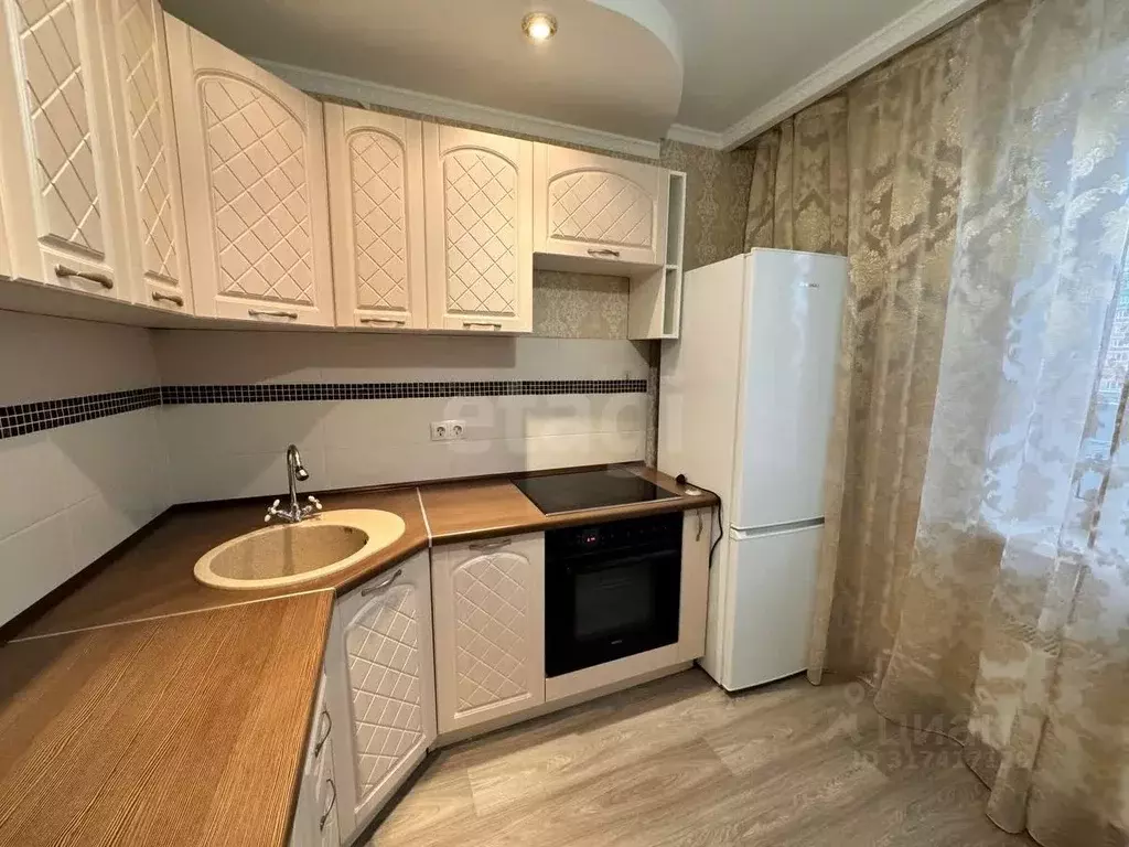 1-к кв. Тюменская область, Тюмень Кремлевская ул., 110к3 (43.0 м) - Фото 1