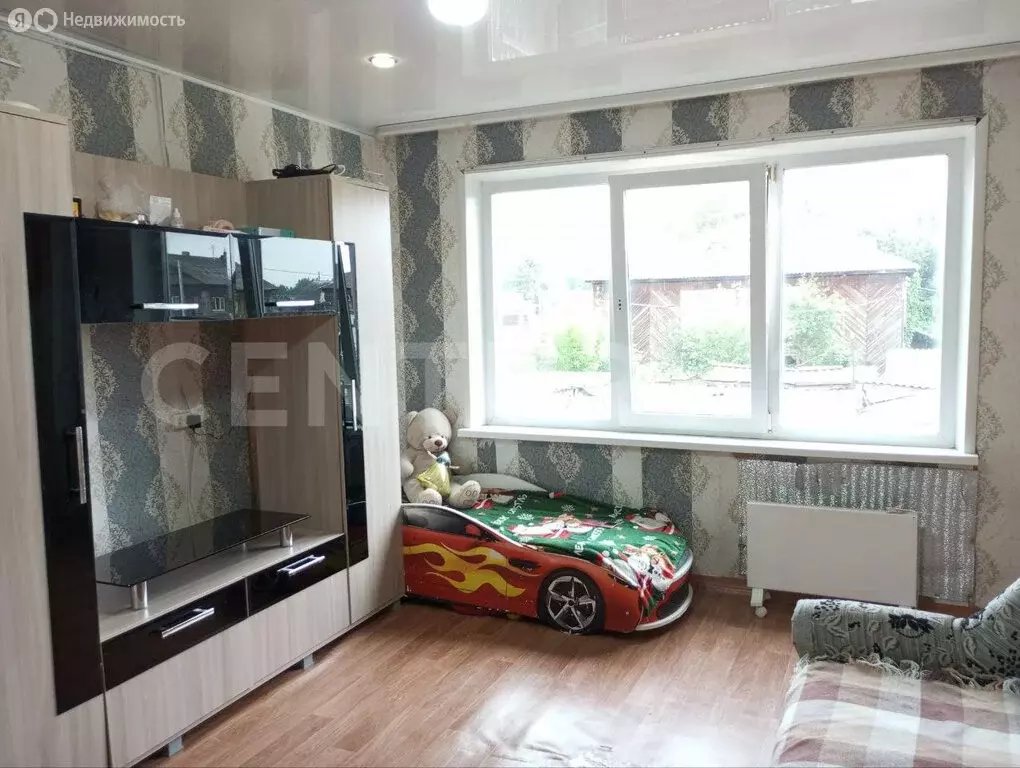 2-комнатная квартира: Оса, улица Володарского, 97 (38 м) - Фото 0