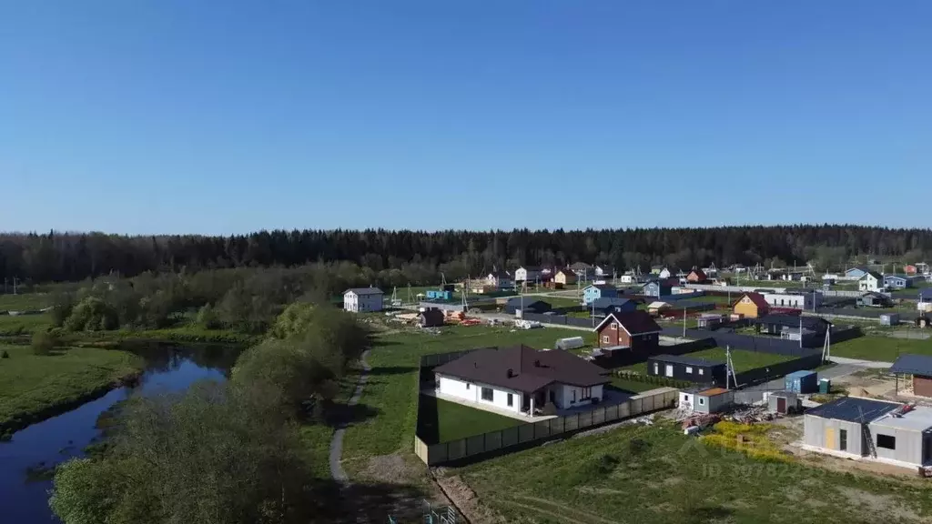 Участок в Ленинградская область, Тосненский район, Ульяновское ... - Фото 0