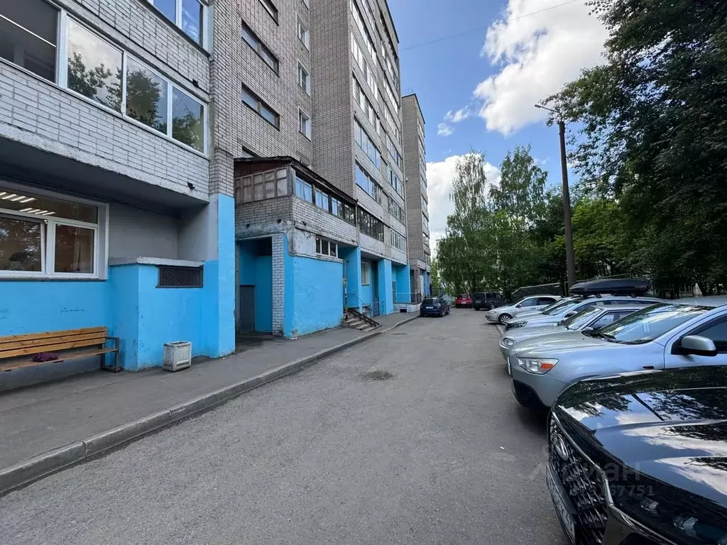 3-к кв. Кировская область, Киров ул. Дзержинского, 18 (76.0 м) - Фото 0