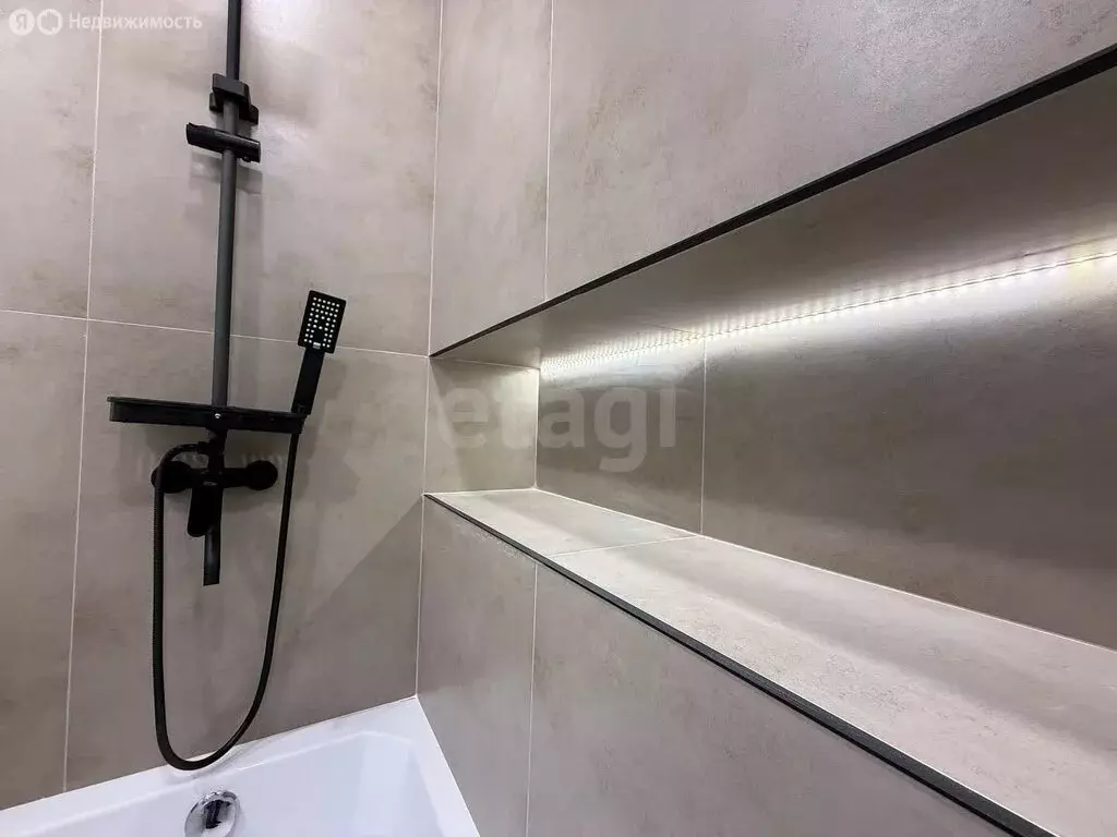 3-комнатная квартира: Кемерово, Октябрьский проспект, 32Ак1 (52 м) - Фото 2