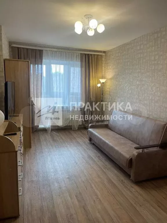 1-к. квартира, 42 м, 7/17 эт. - Фото 1