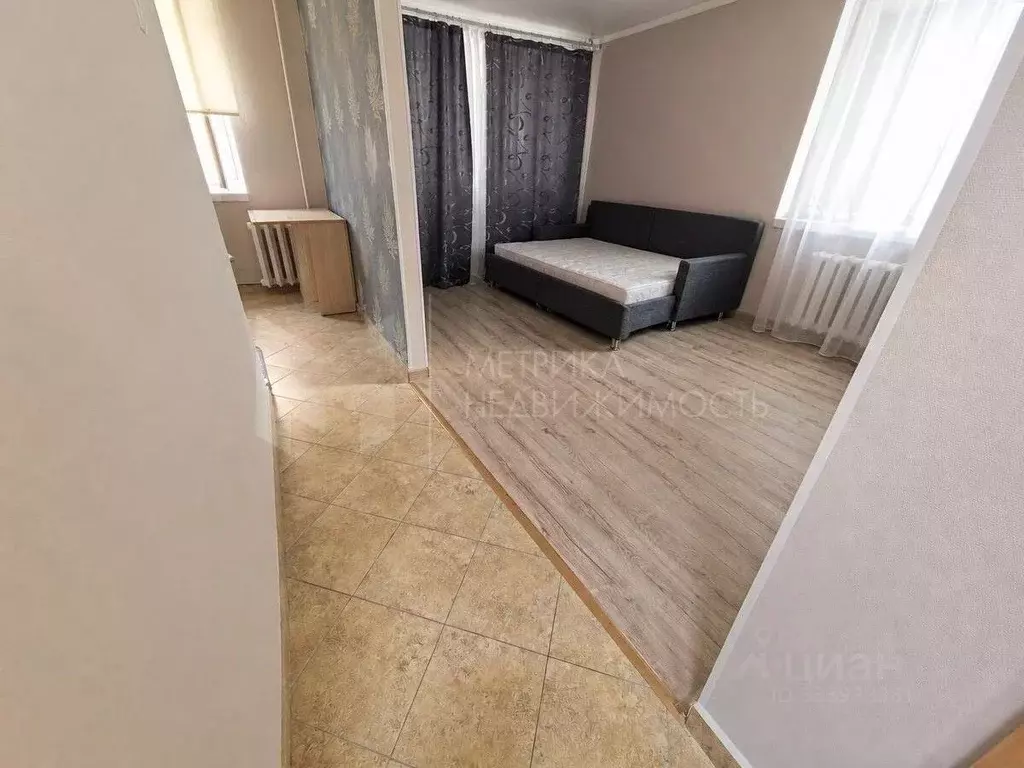 1-к кв. Тюменская область, Тюмень ул. Дзержинского, 31 (30.2 м) - Фото 1