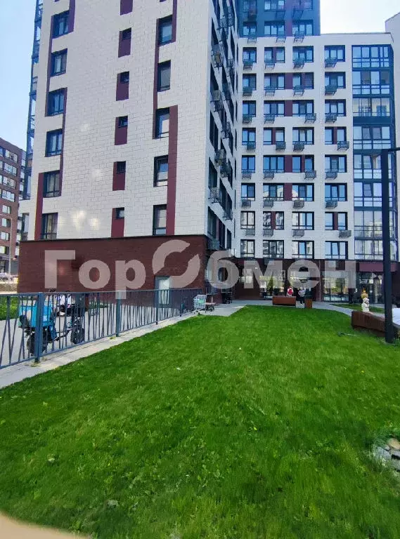Продается 2-комнатная квартира - Фото 1