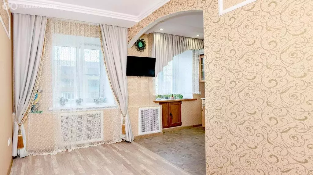 2-комнатная квартира: Курган, Станционная улица, 8 (60 м) - Фото 0