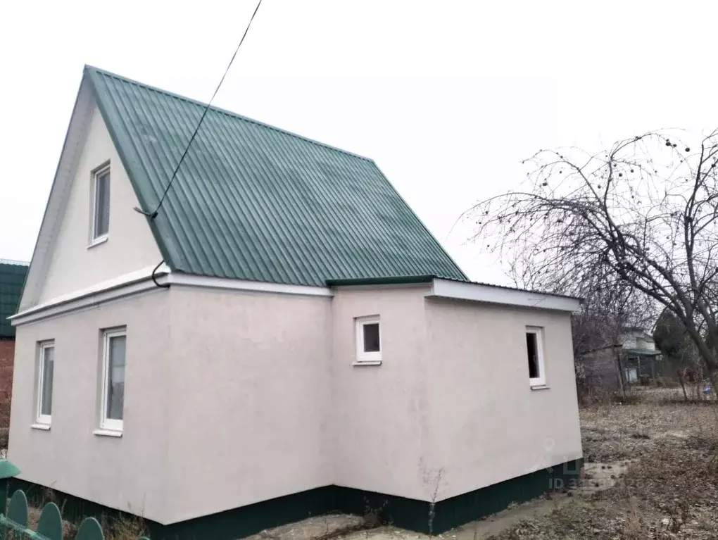 Дом в Саратовская область, Энгельсский район, Красноярское ... - Фото 1