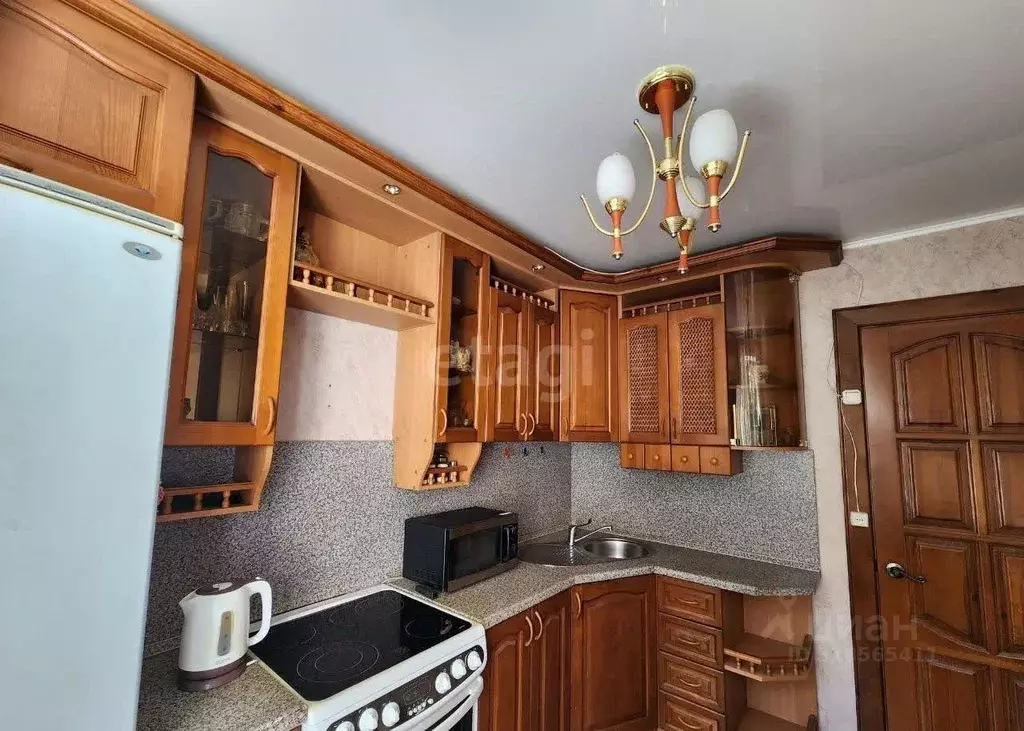 3-к кв. Тюменская область, Тюмень ул. Пермякова, 21 (66.7 м) - Фото 0