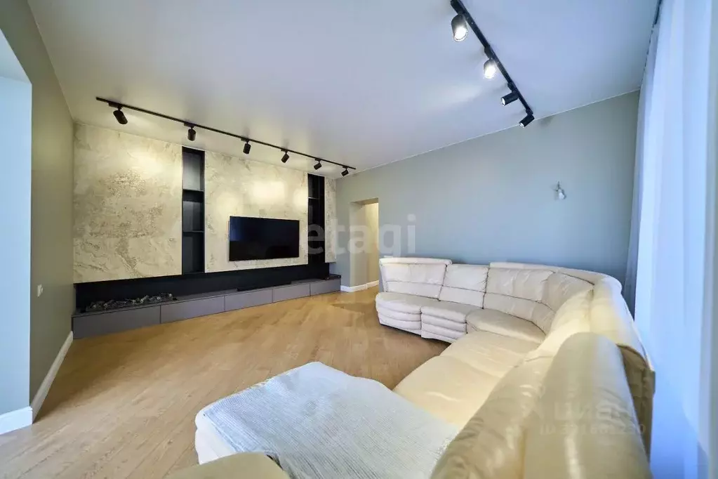 3-к кв. Хабаровский край, Хабаровск ул. Ленина, 45 (138.1 м) - Фото 1