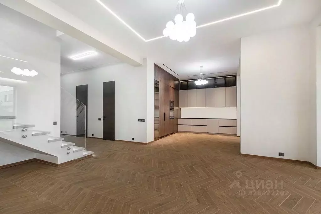 Коттедж в Московская область, Химки Новогорск Клаб кп, 420 (400 м) - Фото 1