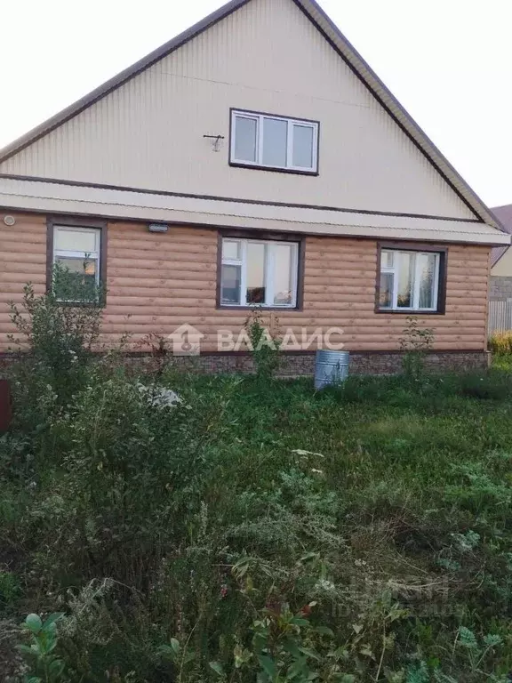 Дом в Башкортостан, Стерлитамакский район, Отрадовский сельсовет, с. ... - Фото 1