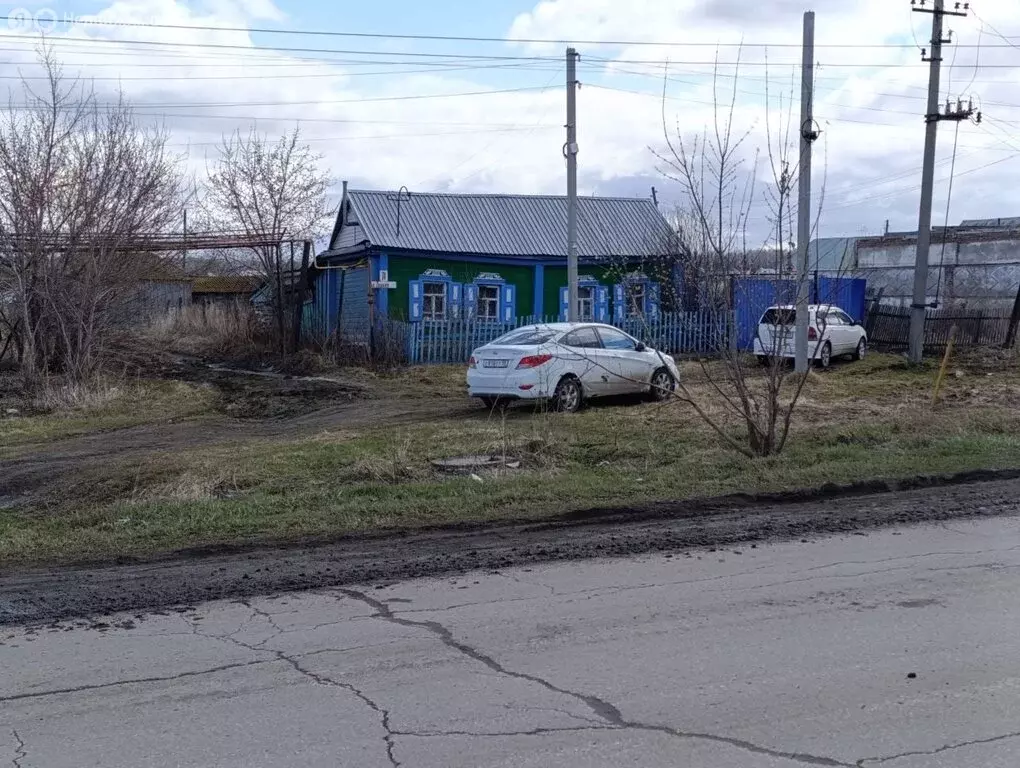 Дом в Тюкалинск, улица Ленина (31.3 м) - Фото 0