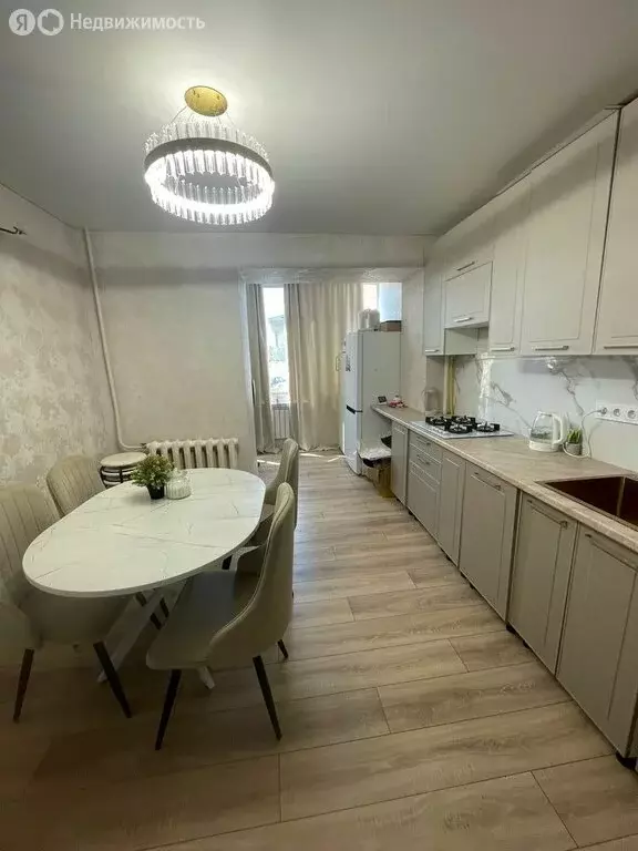 1-комнатная квартира: Оренбург, улица Шевченко, 249/2 (58 м) - Фото 1