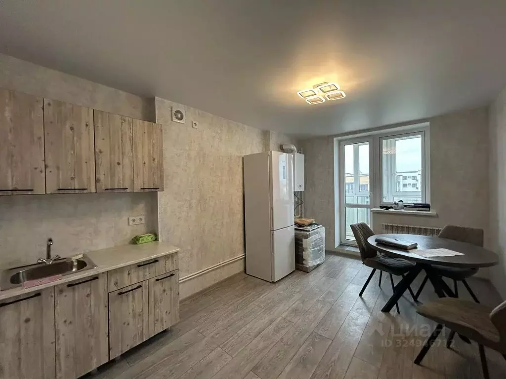 1-к кв. Волгоградская область, Волгоград ул. Иссы Плиева, 6 (39.9 м) - Фото 2