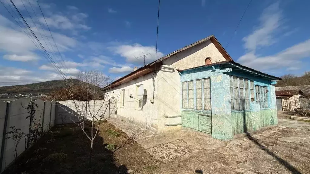 Дом в Севастополь с. Озерное, ул. Аллы Оношко, 4кв1 (57 м) - Фото 0