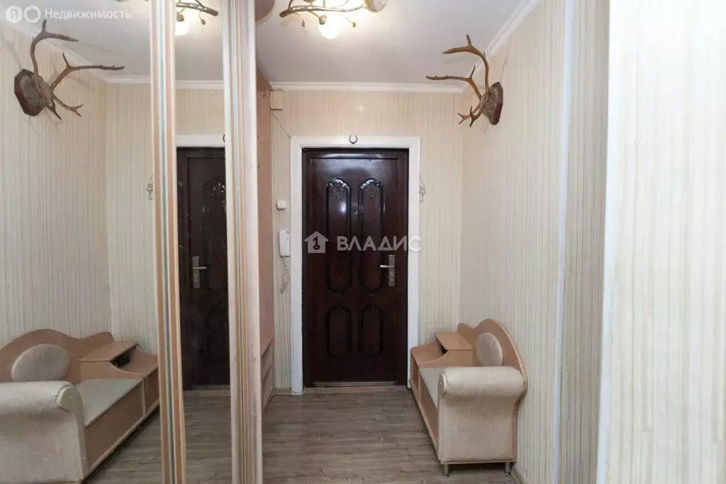 2-комнатная квартира: Благовещенск, улица Пушкина, 3 (46.4 м) - Фото 1