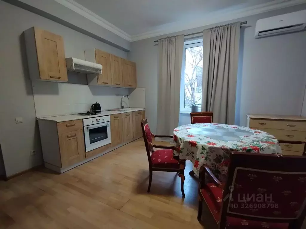 3-к кв. Краснодарский край, Сочи ул. Яна Фабрициуса, 4/3 (80.0 м) - Фото 1