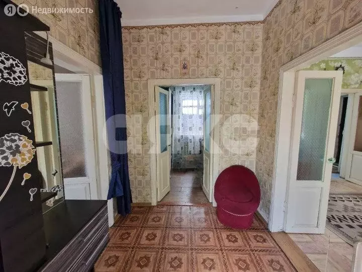 Дом в Новокубанск, микрорайон Капланово, улица Коммунаров, 85 (100 м) - Фото 1