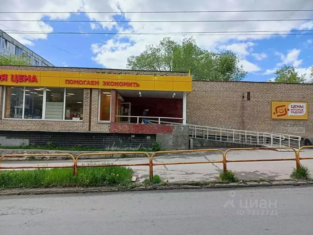 Торговая площадь в Самарская область, Тольятти ул. Мурысева, 64 (297 ... - Фото 1