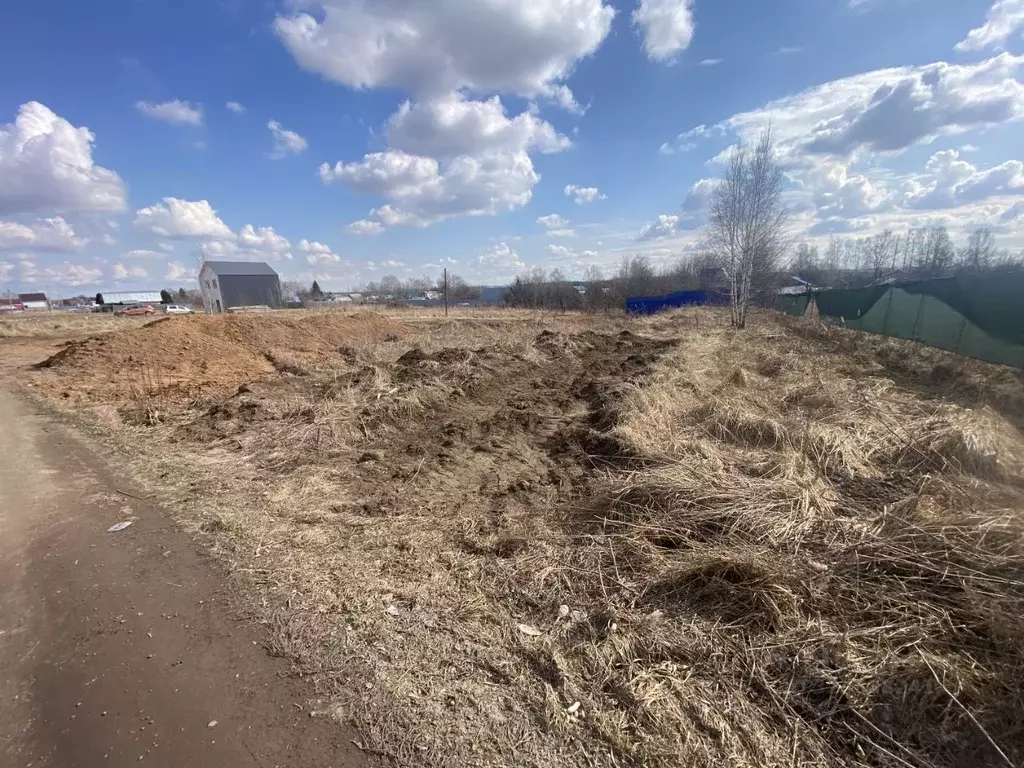 Участок в Нижегородская область, Нижний Новгород д. Комарово,  (12.0 ... - Фото 1