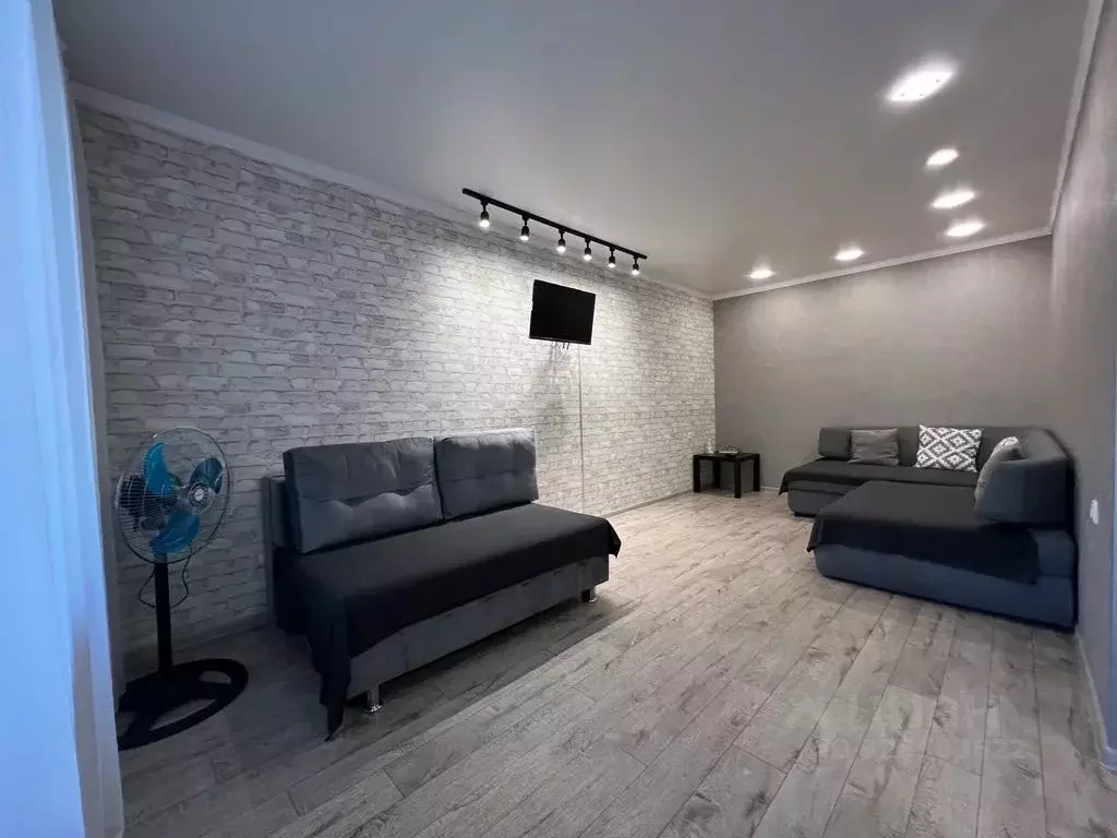 2-к кв. Башкортостан, Туймазы ул. Луначарского, 51 (50.0 м) - Фото 1