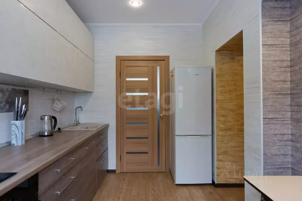 Дом в Новосибирская область, Новосибирск ул. Кутузова, 16 (200 м) - Фото 1