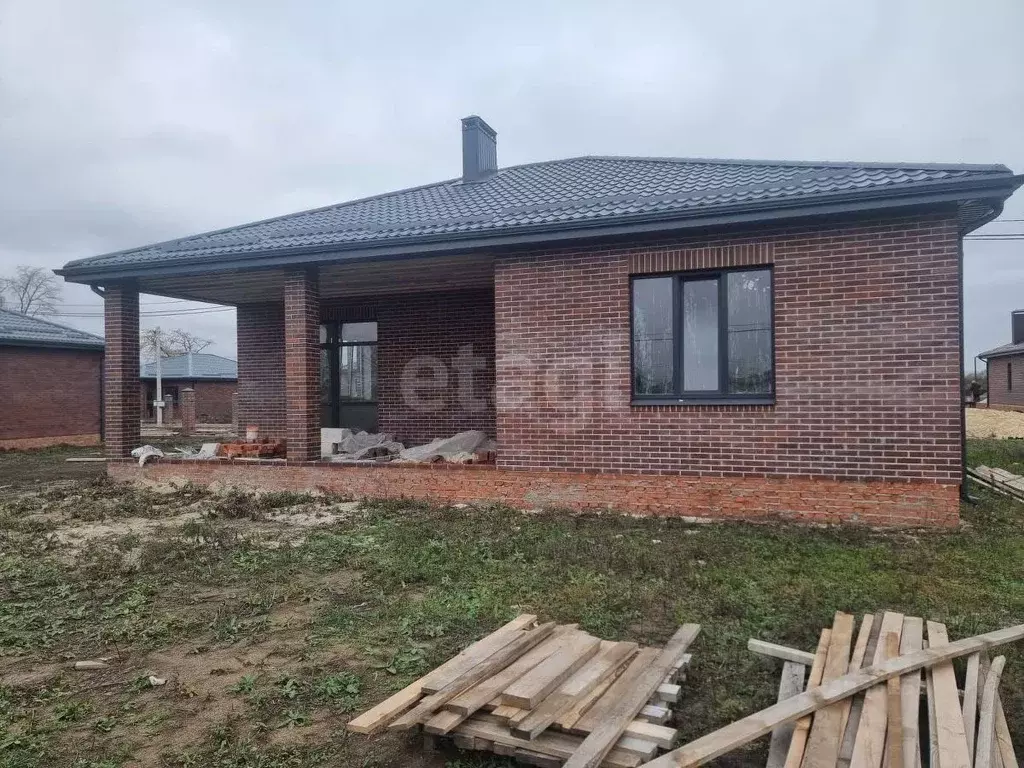 Дом в Ростовская область, Азовский район, Новоалександровка хут.  (107 ... - Фото 2