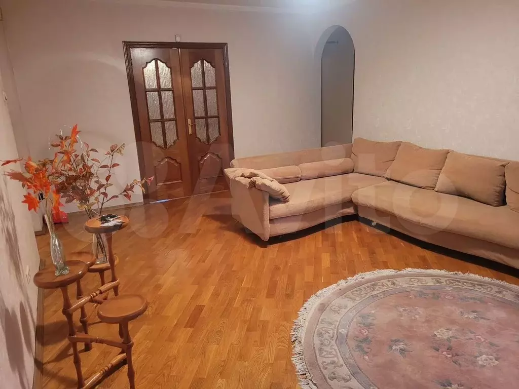 3-к. квартира, 90 м, 6/9 эт. - Фото 1