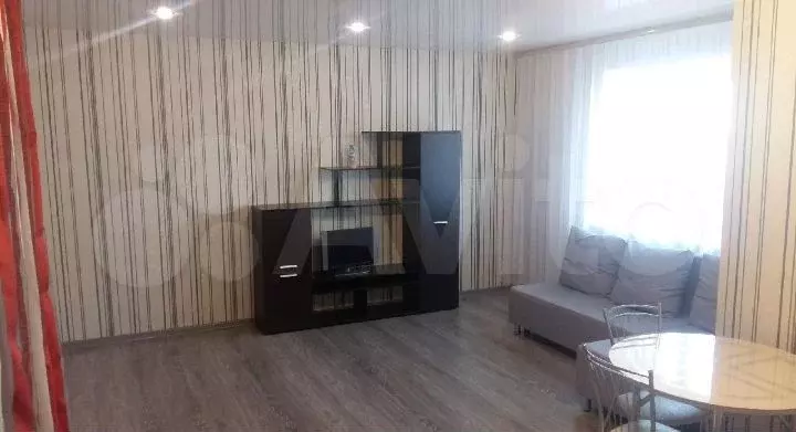 1-к. квартира, 41 м, 3/10 эт. - Фото 1
