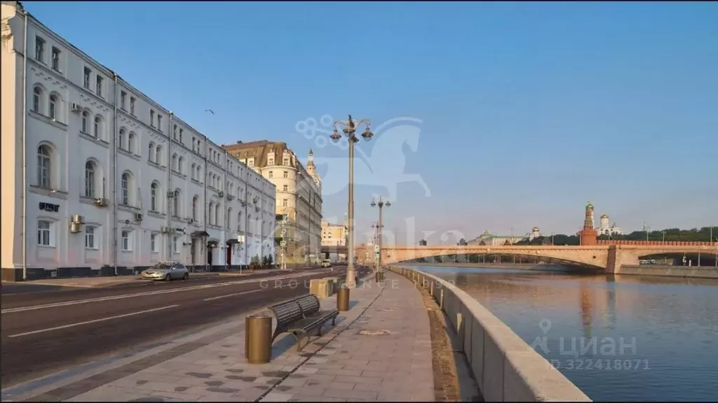 Помещение свободного назначения в Москва Раушская наб., 4/5С1 (1204 м) - Фото 1