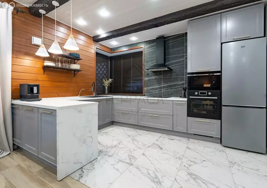 Дом в деревня Силино, Озёрная улица, 31 (240 м) - Фото 1