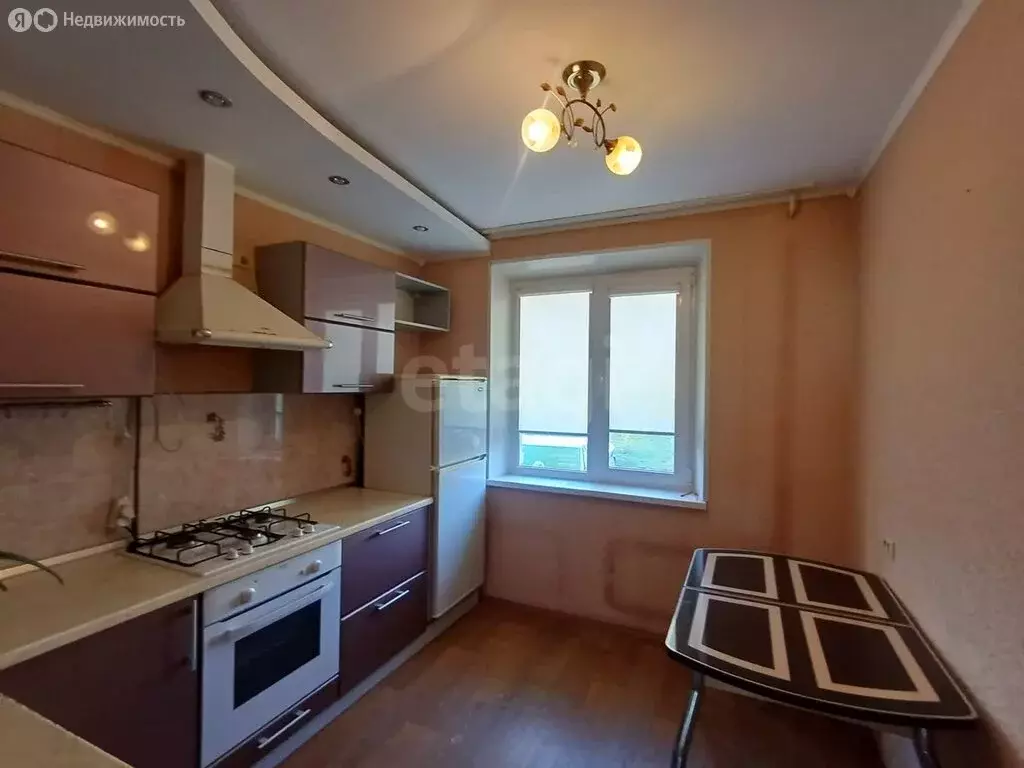 2-комнатная квартира: Чебаркуль, улица Калинина, 24 (53 м) - Фото 0