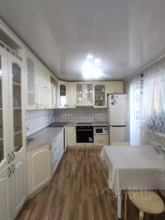 3-к кв. Башкортостан, Уфа ул. Сун-Ят-Сена, 7 (67.0 м) - Фото 0